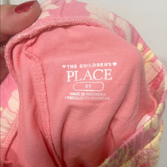 The Children's Place Pink and Yellow Skort Set Size 3T - Picture 5 of 9